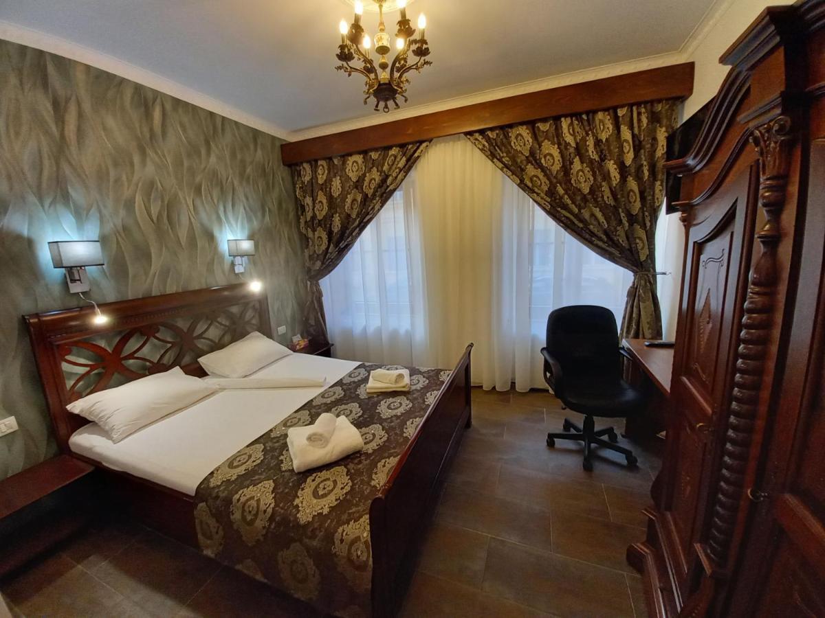 History Apartments Cetatii Sibiu Bilik gambar